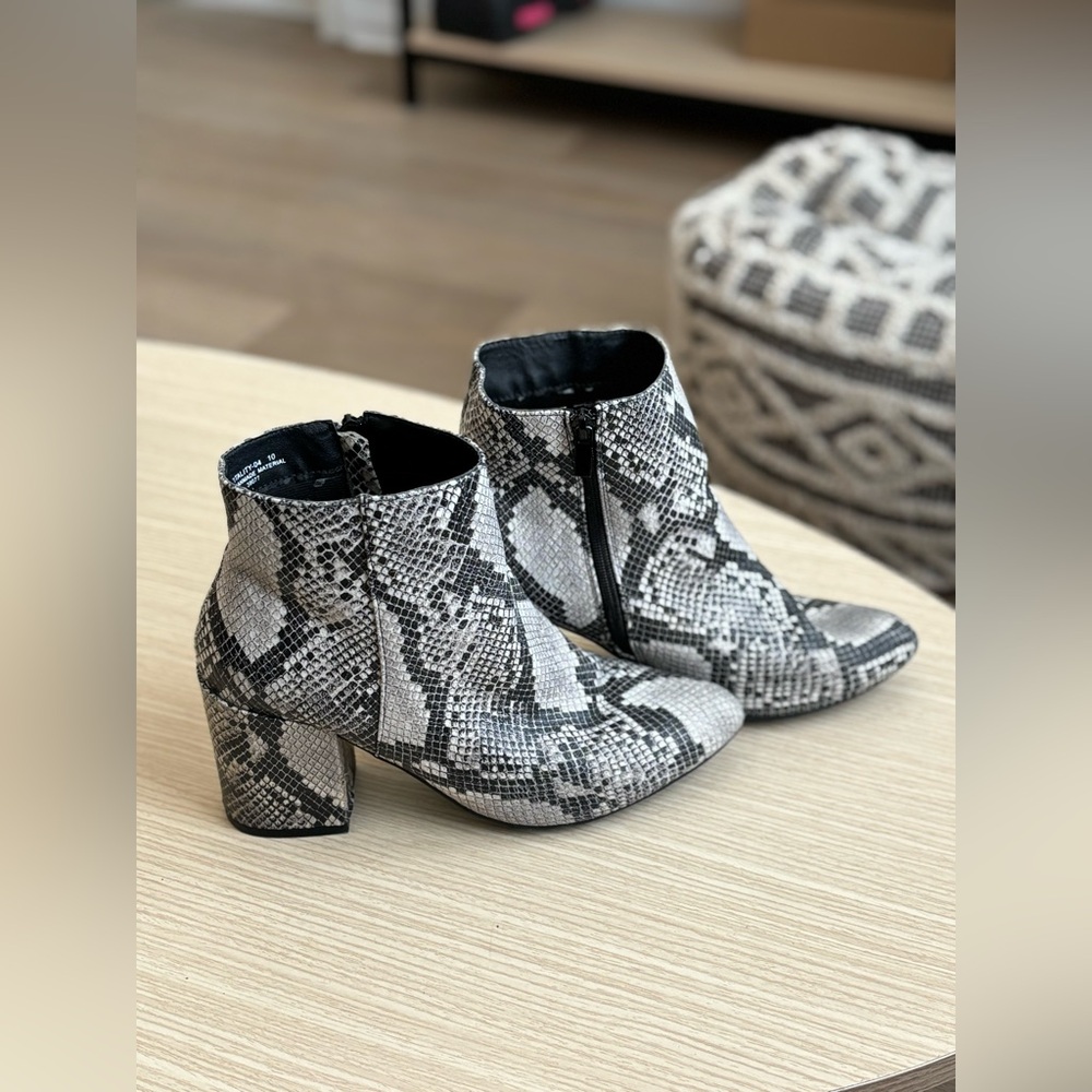 Women’s Faux Snake Skin Booties - Round Toe